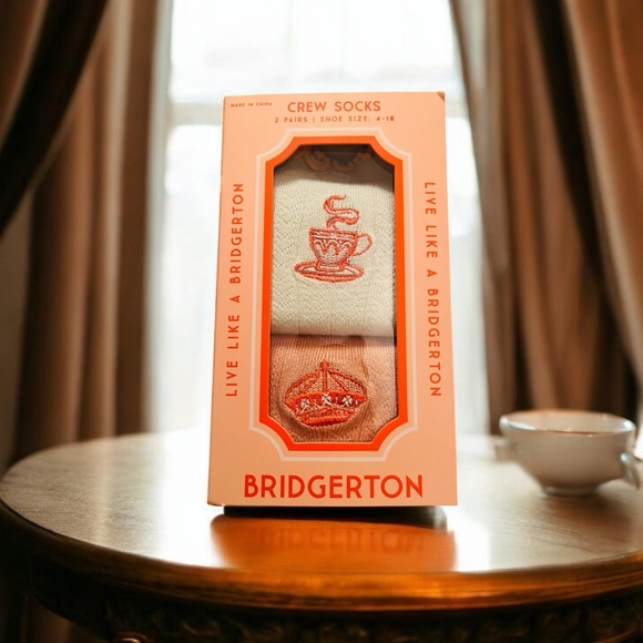 Netflix Accessories - BRIDGERTON Women's Crew Socks — Cream & Peach (2-Pack) - Shoe size 4-10 (NIB)